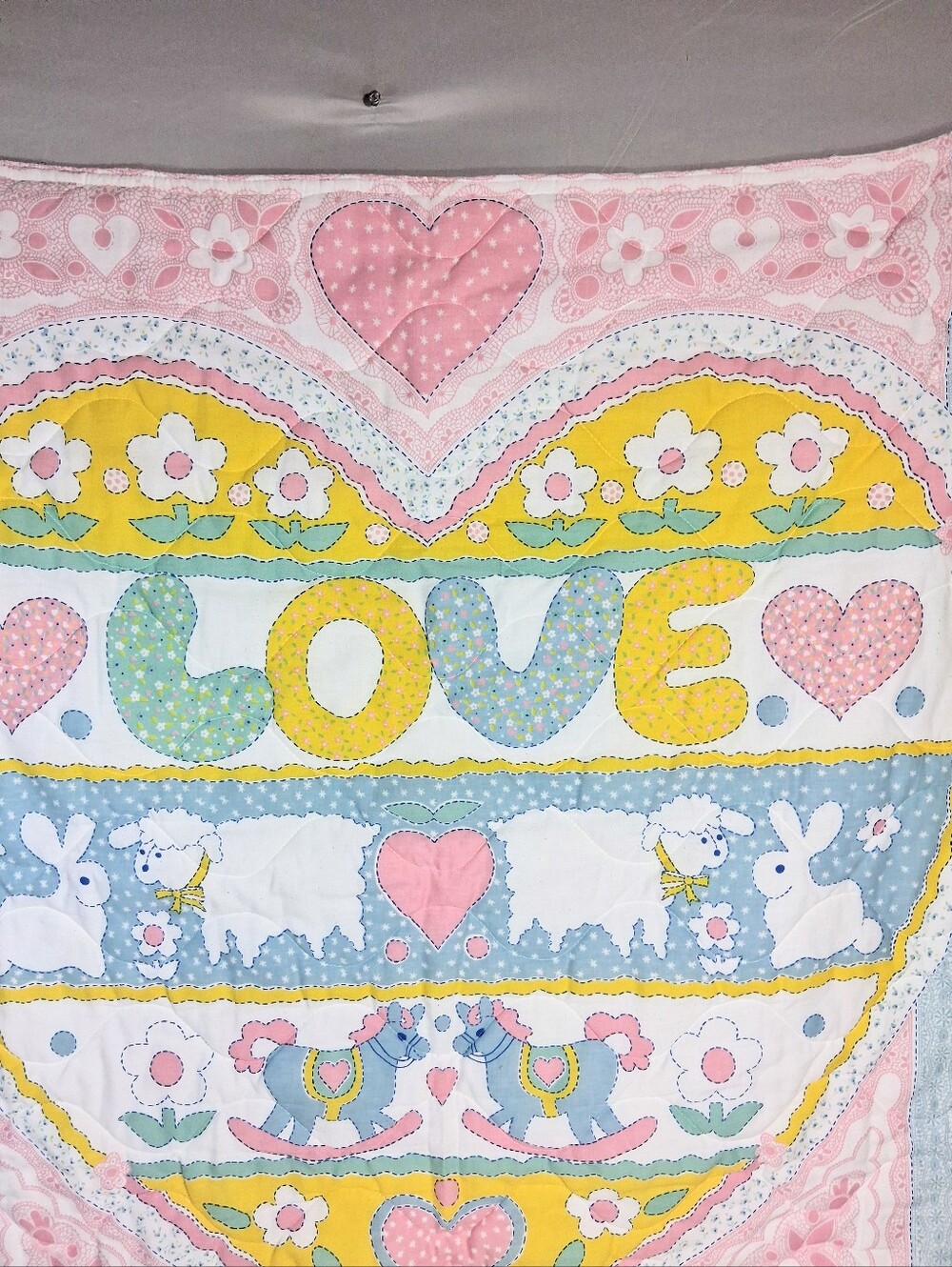 Cute 1980's Vintage 36" X 33" Pastel "Love" Applique Style Crib/Stroller Quilt - Picture 2 of 11